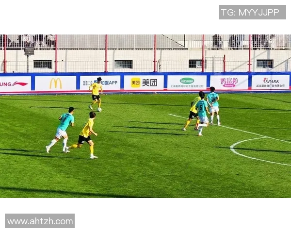 武汉足球队耐力表现创新高引发热议足球赛事新格局即将开启